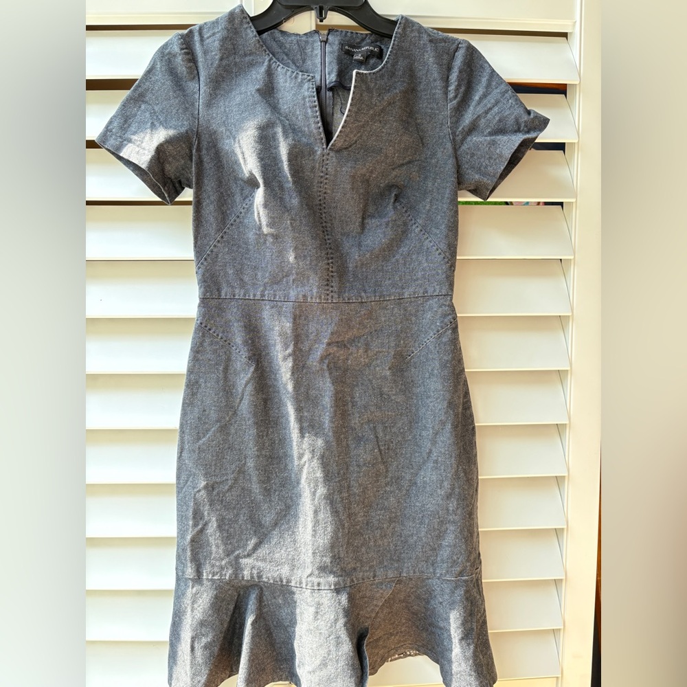 Banana Republic Midi Dress PLEASE READ - Picture 2 of 9